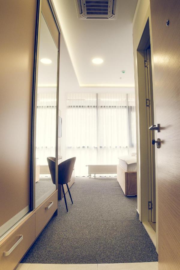 Apartmani Sl Luxury Μπάνια Λούκα Εξωτερικό φωτογραφία