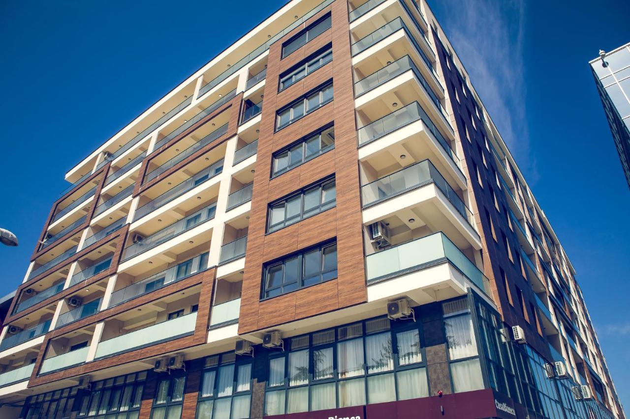 Apartmani Sl Luxury Μπάνια Λούκα Εξωτερικό φωτογραφία
