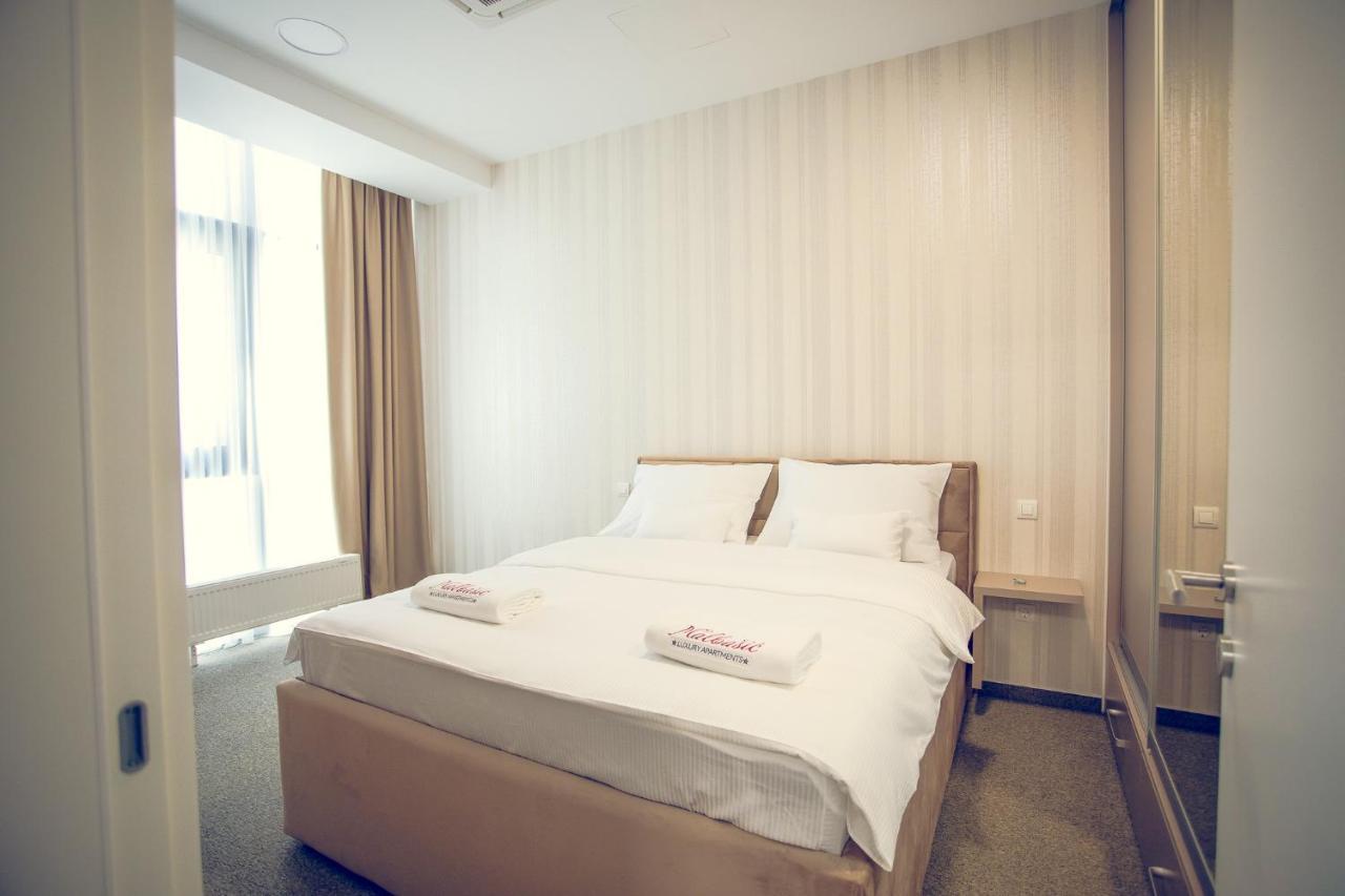 Apartmani Sl Luxury Μπάνια Λούκα Εξωτερικό φωτογραφία